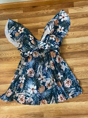 Tropical Floral Pineapple One Pice Bathing Suit Size XL NWT